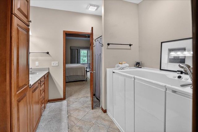 71 Berdella Court, Cross Plains, WI 53528