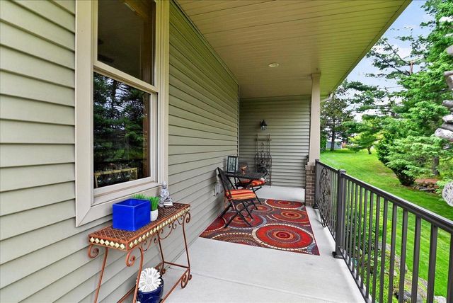 71 Berdella Court, Cross Plains, WI 53528