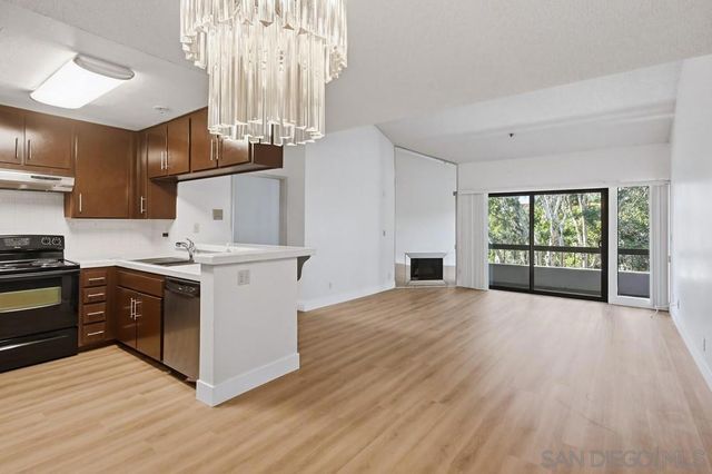 5765 FRIARS RD, San Diego, CA 92110