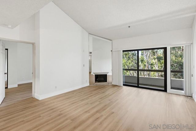 5765 FRIARS RD, San Diego, CA 92110