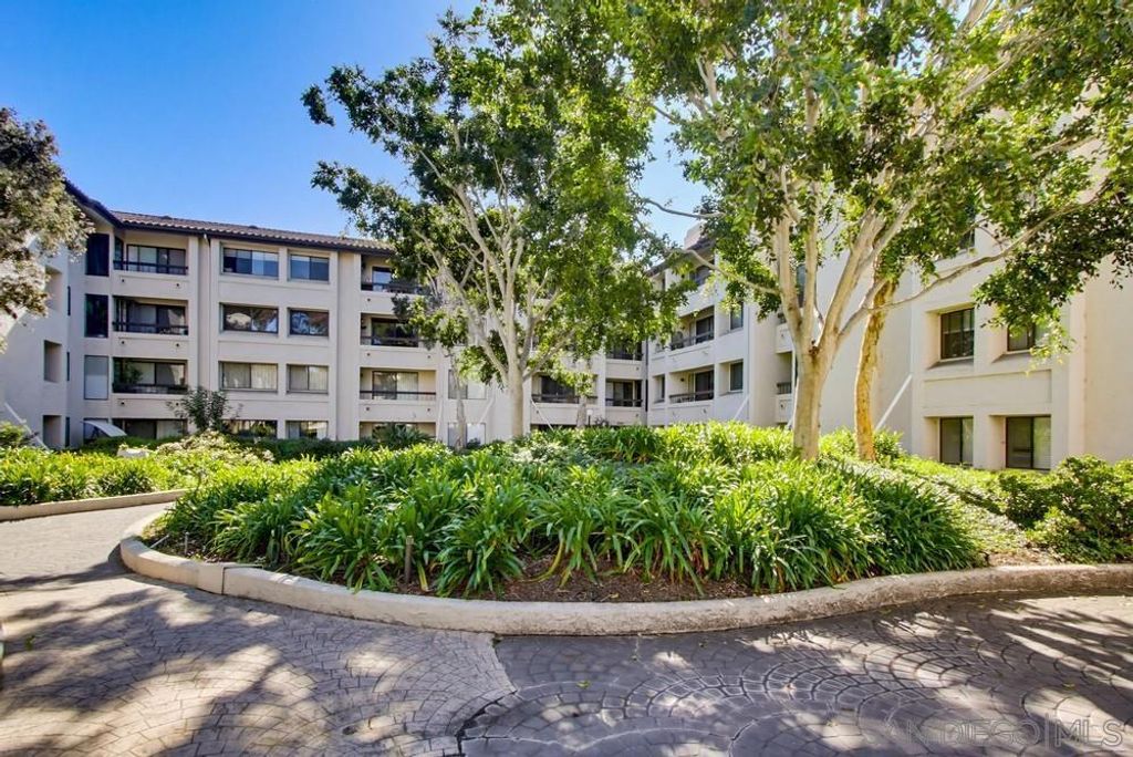 5765 FRIARS RD, San Diego, CA 92110