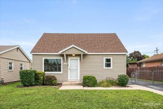6122 W 83rd Street, Burbank, IL 60459