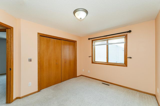 2770 Kenosha Lane NW, Rochester, MN 55901