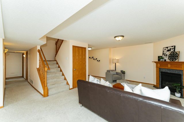 2770 Kenosha Lane NW, Rochester, MN 55901