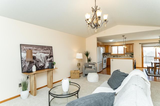 2770 Kenosha Lane NW, Rochester, MN 55901