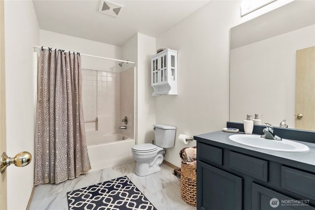 23415 SE 262nd Street, Maple Valley, WA 98038