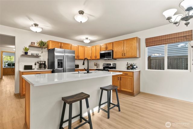 23415 SE 262nd Street, Maple Valley, WA 98038