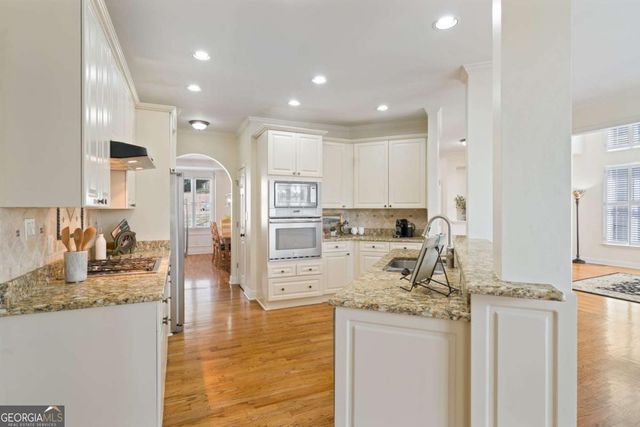 113 Highgrove Drive, Suwanee, GA 30024