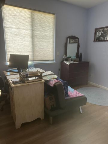 9906 Jackson Rd, Oakdale, CA 95361