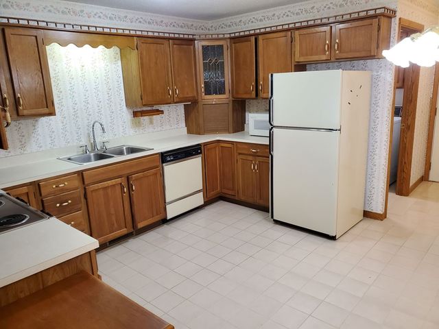 4657 VICTORIA Way 103, Erie, PA 16509