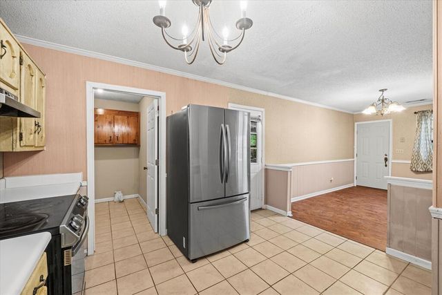 2502 E Hill View Drive, Dalton, GA 30721