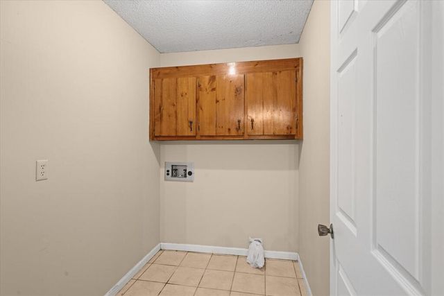 2502 E Hill View Drive, Dalton, GA 30721