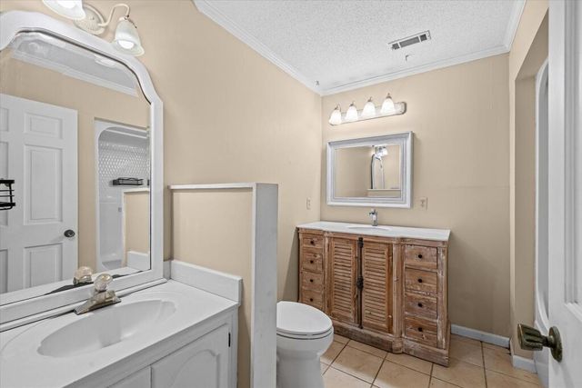 2502 E Hill View Drive, Dalton, GA 30721