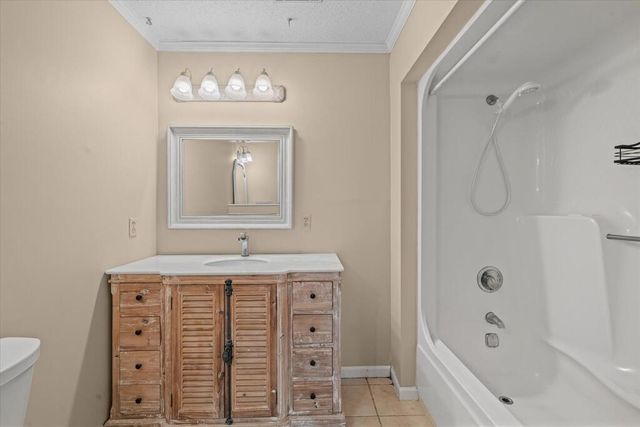 2502 E Hill View Drive, Dalton, GA 30721