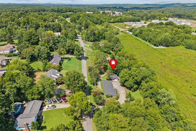 2502 E Hill View Drive, Dalton, GA 30721