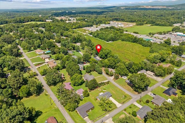 2502 E Hill View Drive, Dalton, GA 30721