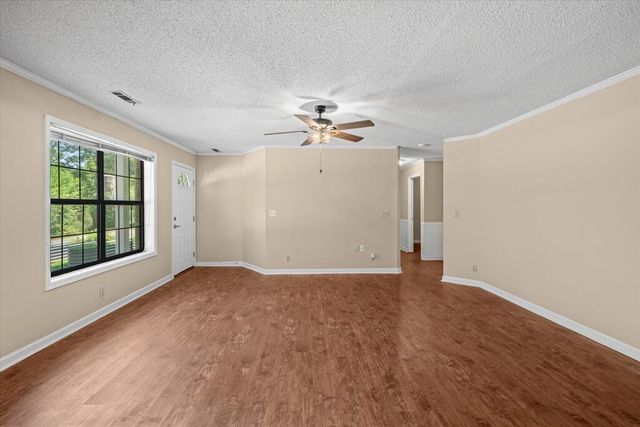 2502 E Hill View Drive, Dalton, GA 30721