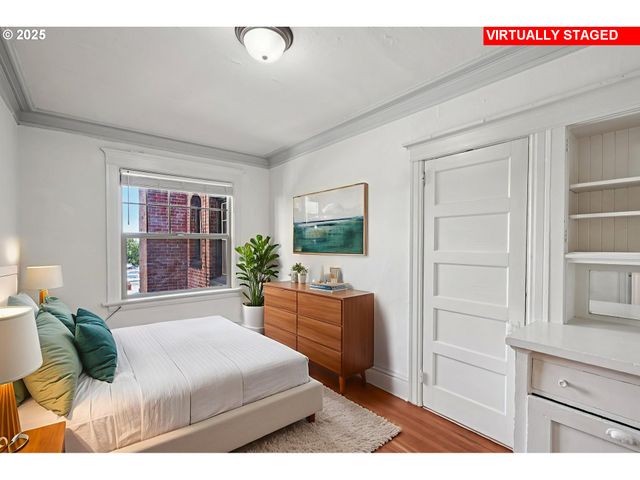 2109 Nw IRVING St 307, Portland, OR 97210
