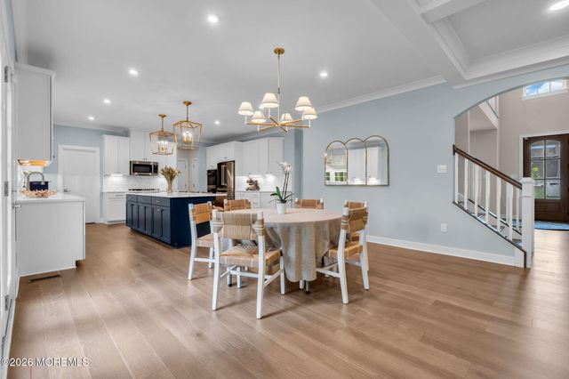 15 Charleston Street, Farmingdale, NJ 07727