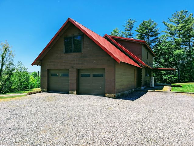 3524 Fairfax Road, Coeburn, VA 24230