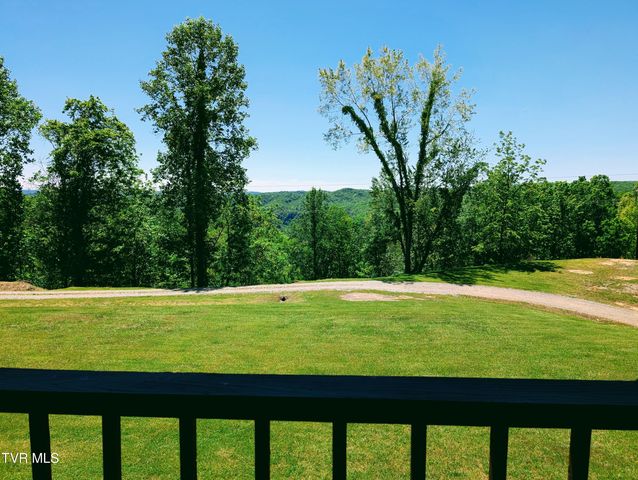 3524 Fairfax Road, Coeburn, VA 24230