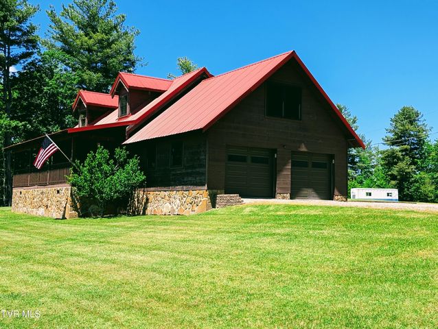 3524 Fairfax Road, Coeburn, VA 24230