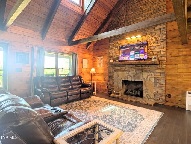 3524 Fairfax Road, Coeburn, VA 24230