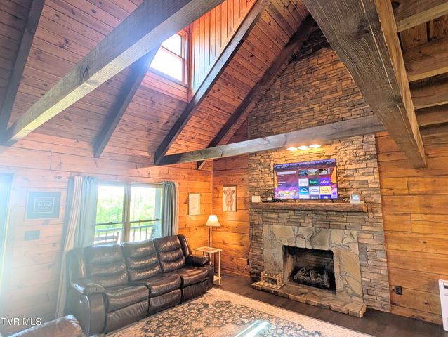 3524 Fairfax Road, Coeburn, VA 24230