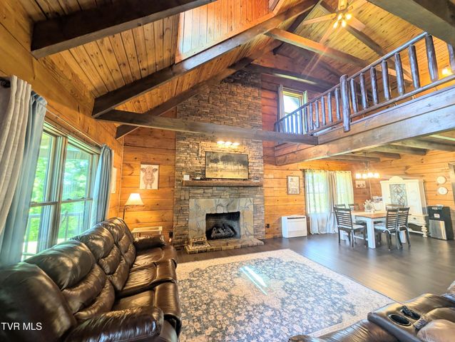 3524 Fairfax Road, Coeburn, VA 24230