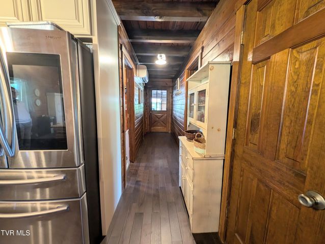 3524 Fairfax Road, Coeburn, VA 24230