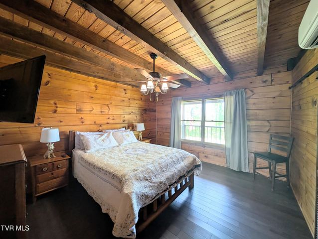3524 Fairfax Road, Coeburn, VA 24230