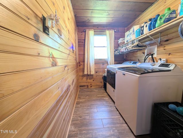 3524 Fairfax Road, Coeburn, VA 24230