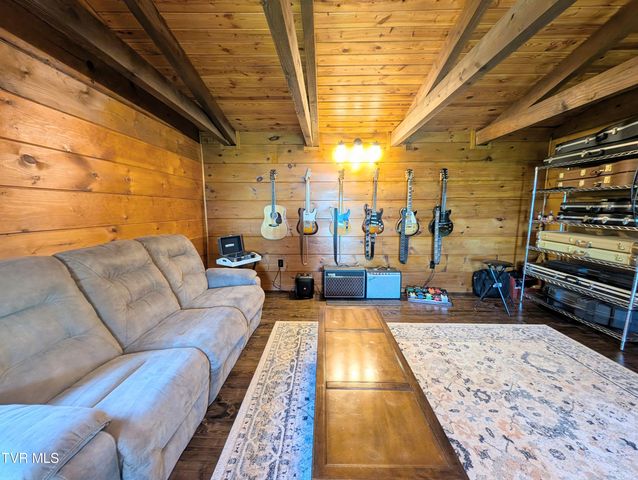 3524 Fairfax Road, Coeburn, VA 24230