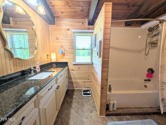 3524 Fairfax Road, Coeburn, VA 24230