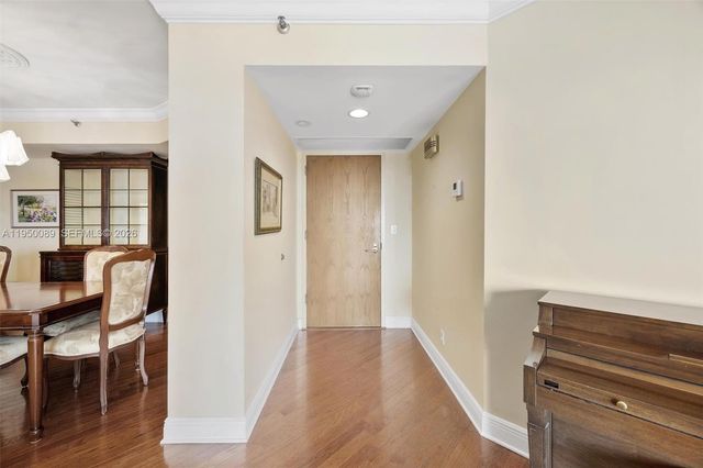 1000 E Island Blvd 803, Aventura, FL 33160