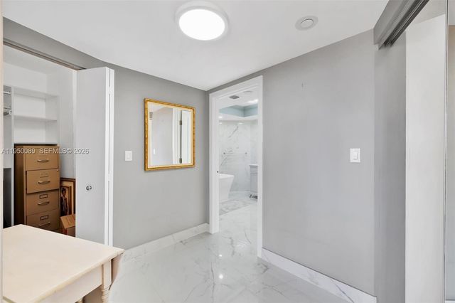 1000 E Island Blvd 803, Aventura, FL 33160