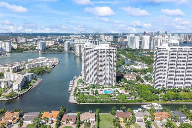 1000 E Island Blvd 803, Aventura, FL 33160