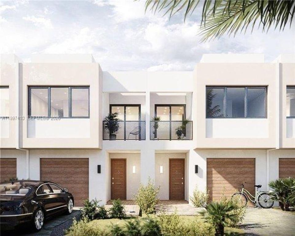 730 Cypress Grove Drive, Pompano Beach, FL 33069