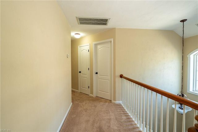 114 Bluff TER, Newport News, VA 23602