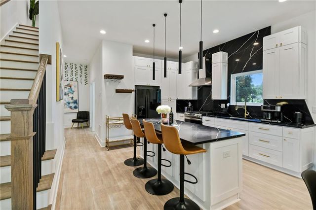 729 Emily Place NW, Atlanta, GA 30318