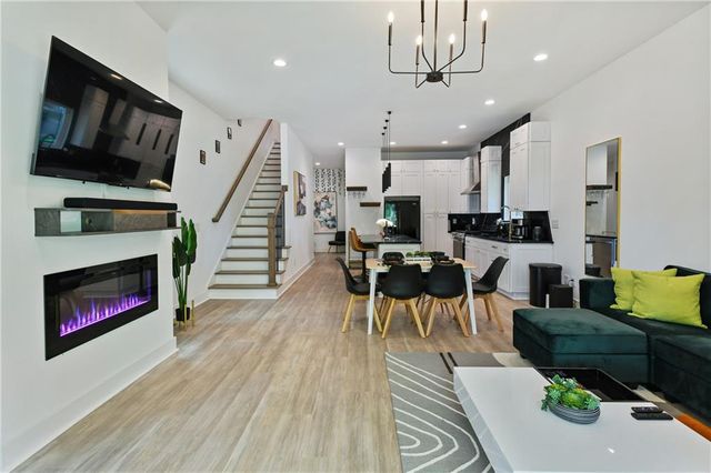 729 Emily Place NW, Atlanta, GA 30318