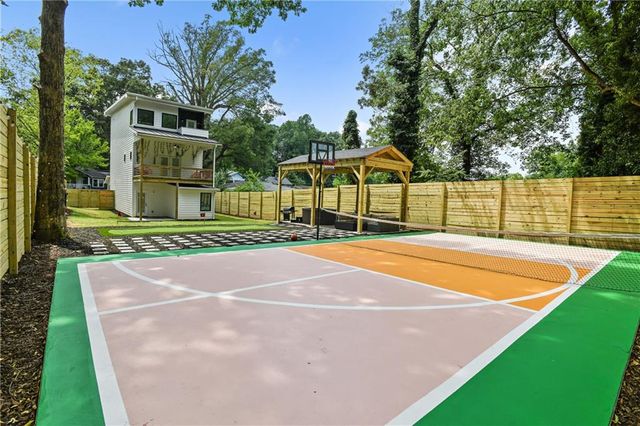 729 Emily Place NW, Atlanta, GA 30318