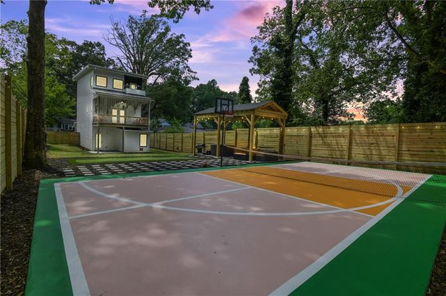 729 Emily Place NW, Atlanta, GA 30318