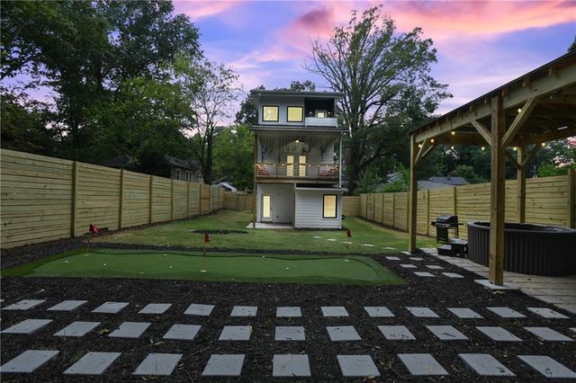 729 Emily Place NW, Atlanta, GA 30318