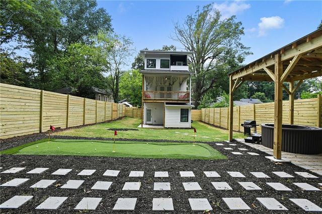 729 Emily Place NW, Atlanta, GA 30318