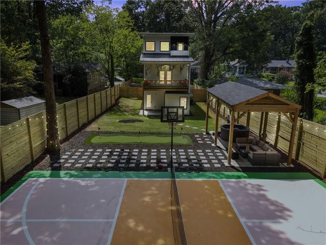 729 Emily Place NW, Atlanta, GA 30318