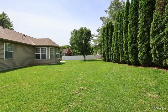 1281 Baybrook Court, Shiloh, IL 62221