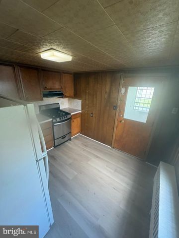 1113 ELM ST, Reading, PA 19604