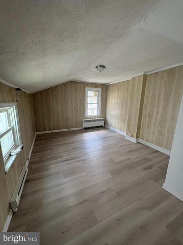 1113 ELM ST, Reading, PA 19604