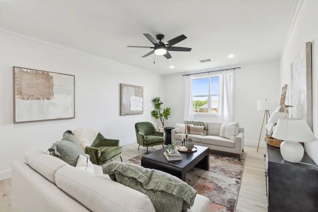 1310 Benjamin Trail, Van Alstyne, TX 75495